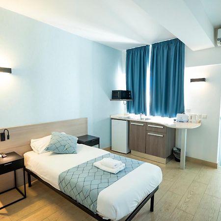 Day'S Inn Hotel And Residence Sliema Dış mekan fotoğraf