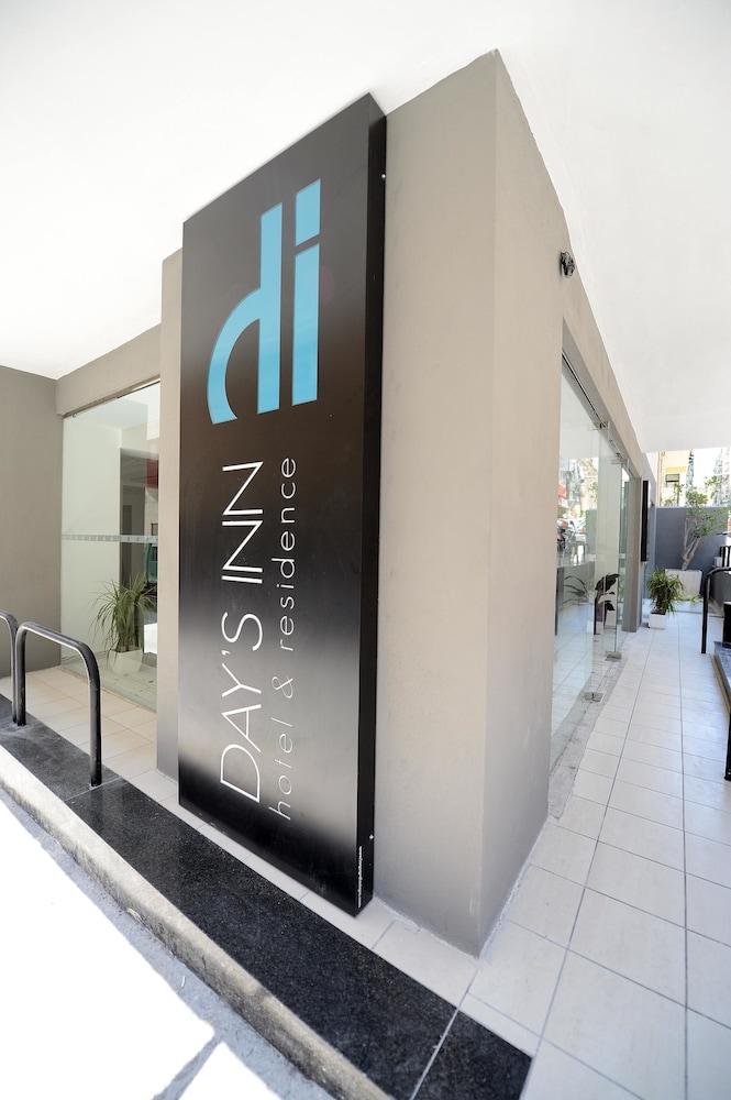 Day'S Inn Hotel And Residence Sliema Dış mekan fotoğraf