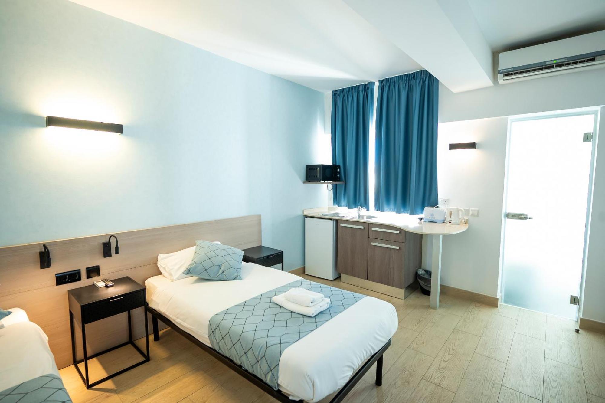 Day'S Inn Hotel And Residence Sliema Dış mekan fotoğraf