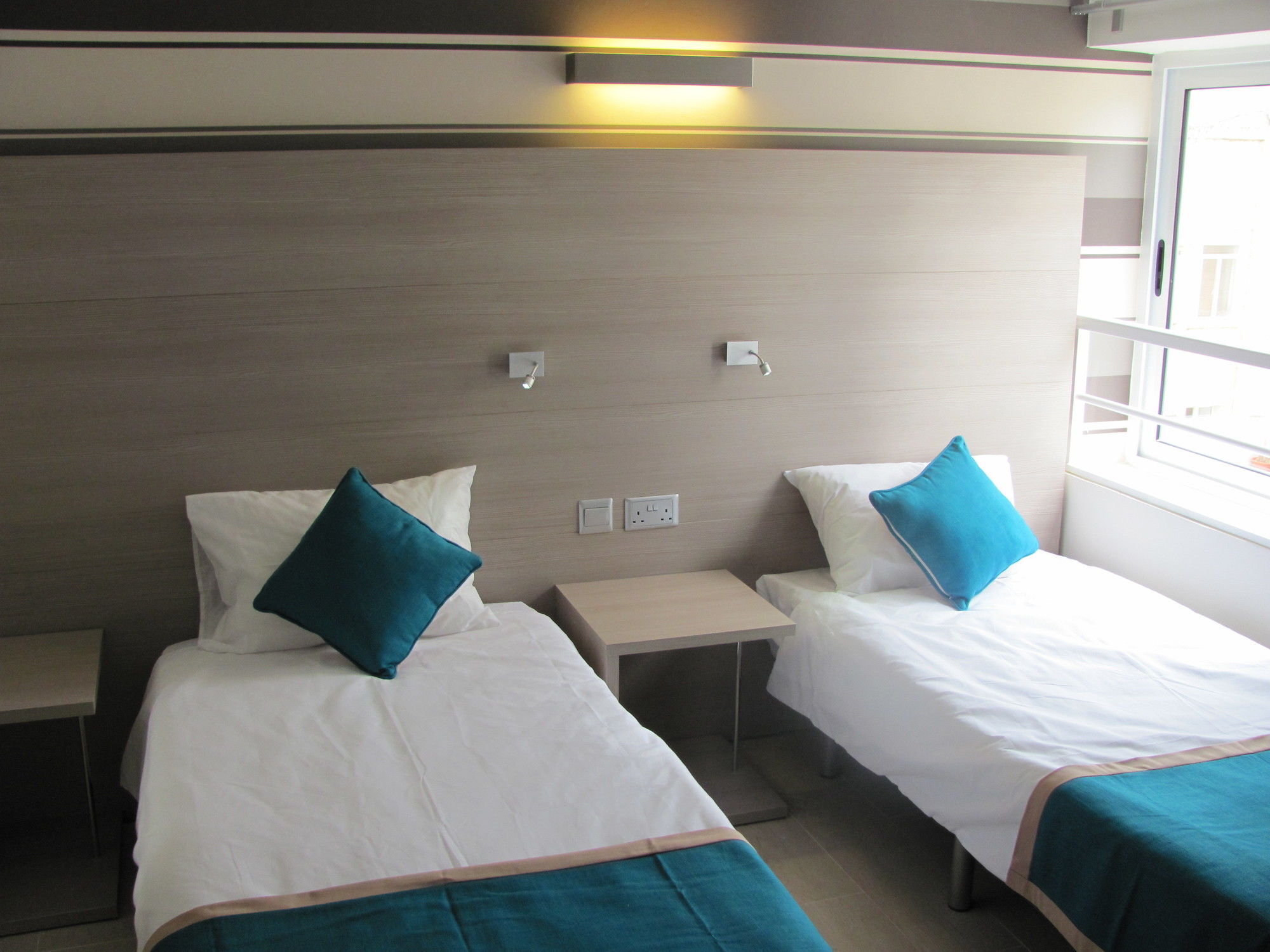 Day'S Inn Hotel And Residence Sliema Dış mekan fotoğraf